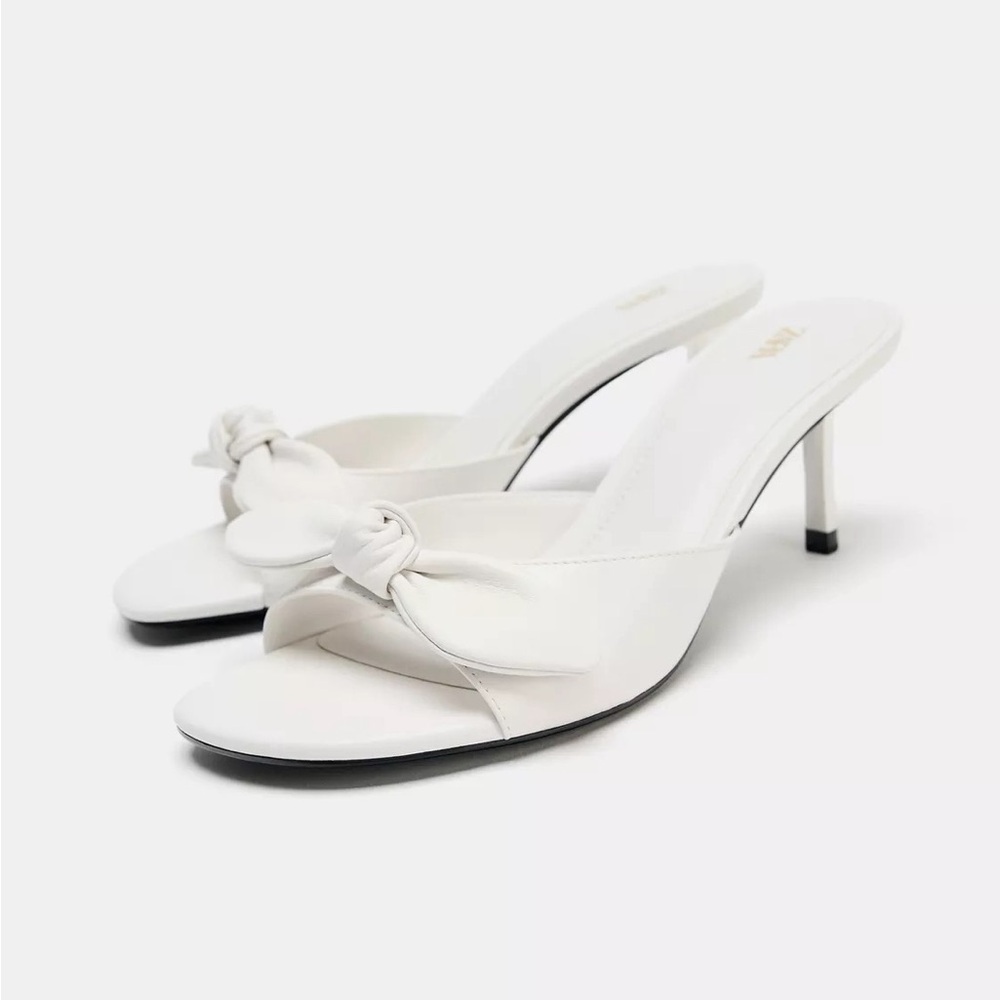 New Zara leather bowed heels in white US W-8
